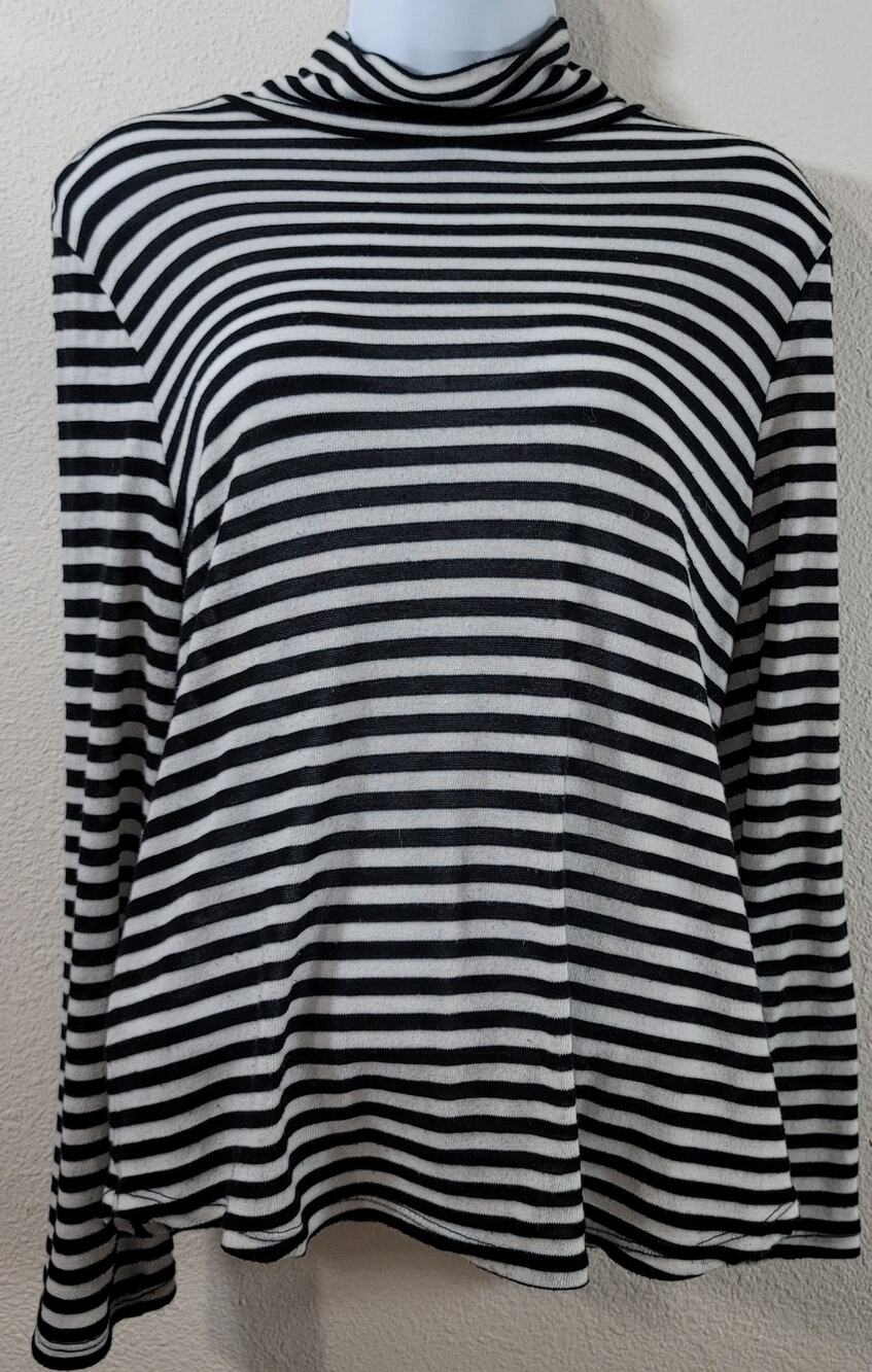 Chico's Black White Striped Mock Neck Top 1 Medium Lightweight Soft Stretchy - Picture 1 of 5